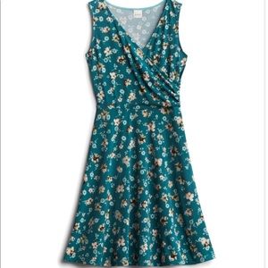 Kaileigh Blue Floral Sundress. Size: M